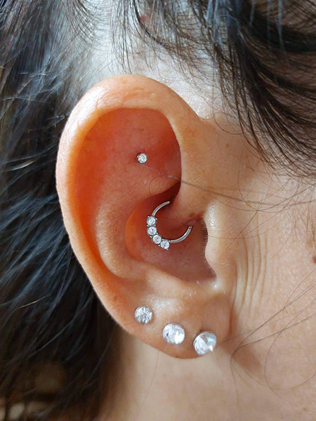 Beauty piercing fül 13 450x600 Beauty piercing fül 13 450x600